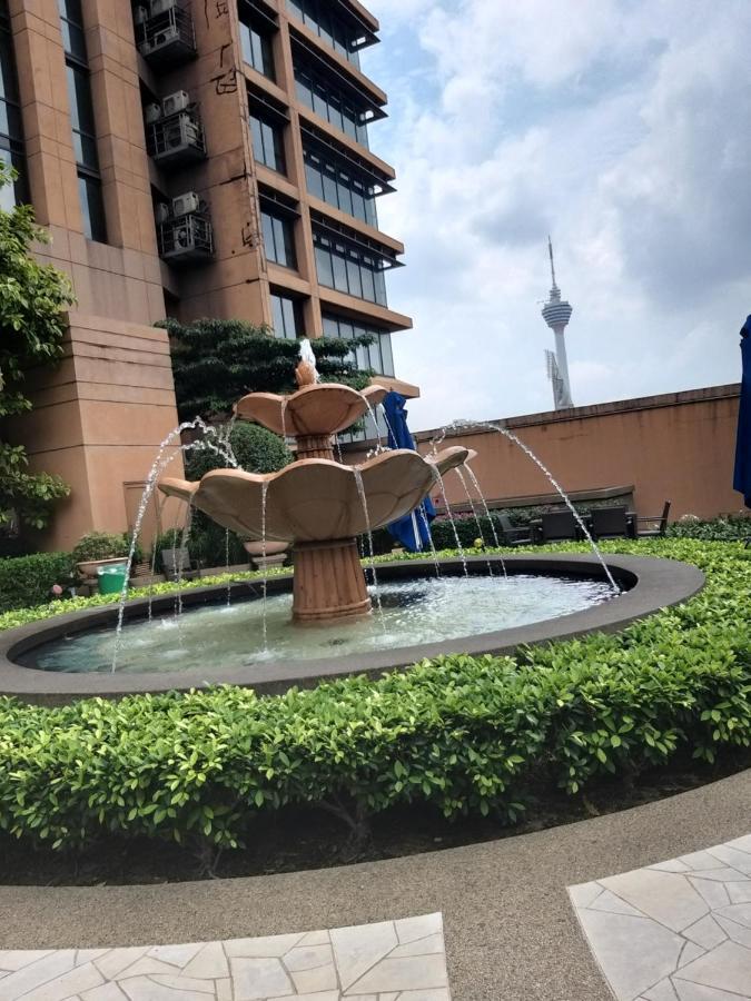 Berjaya Times Square Hotel Apartment Malaysia Куала Лумпур Екстериор снимка