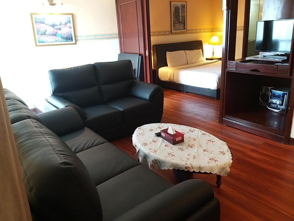 Berjaya Times Square Hotel Apartment Malaysia Куала Лумпур Екстериор снимка