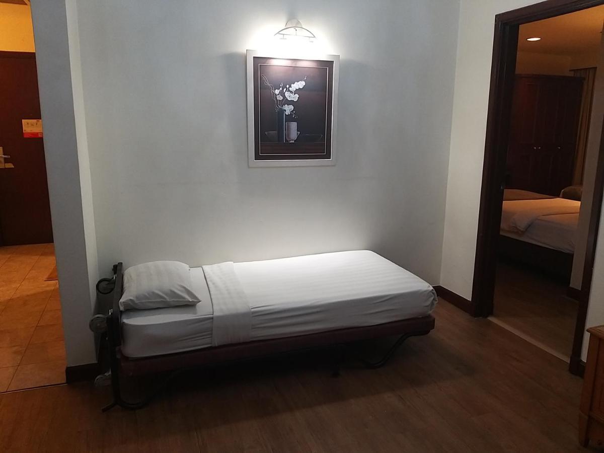 Berjaya Times Square Hotel Apartment Malaysia Куала Лумпур Екстериор снимка